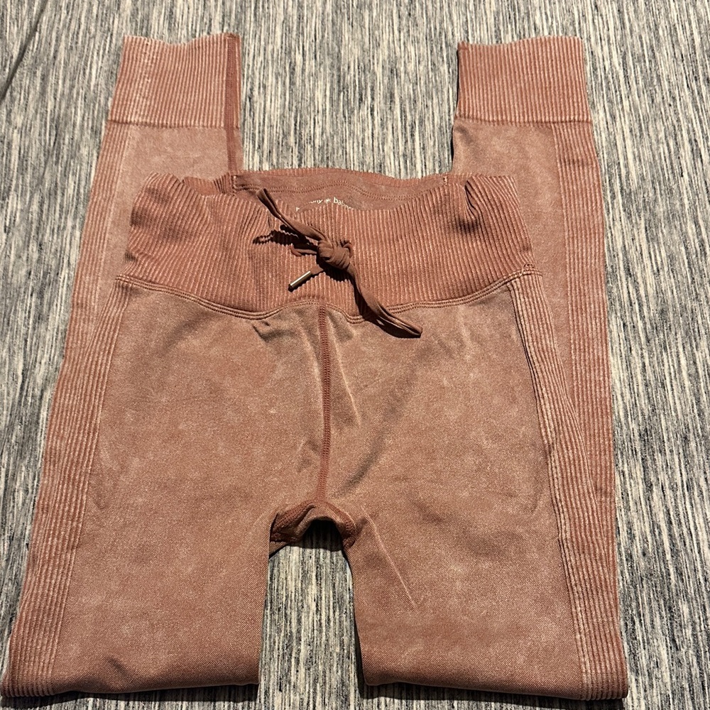 Woman’s Cozy Brown Leggings